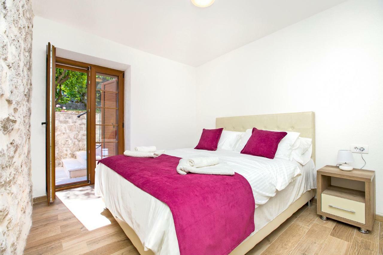 Apartments Mezini 11 コトル エクステリア 写真