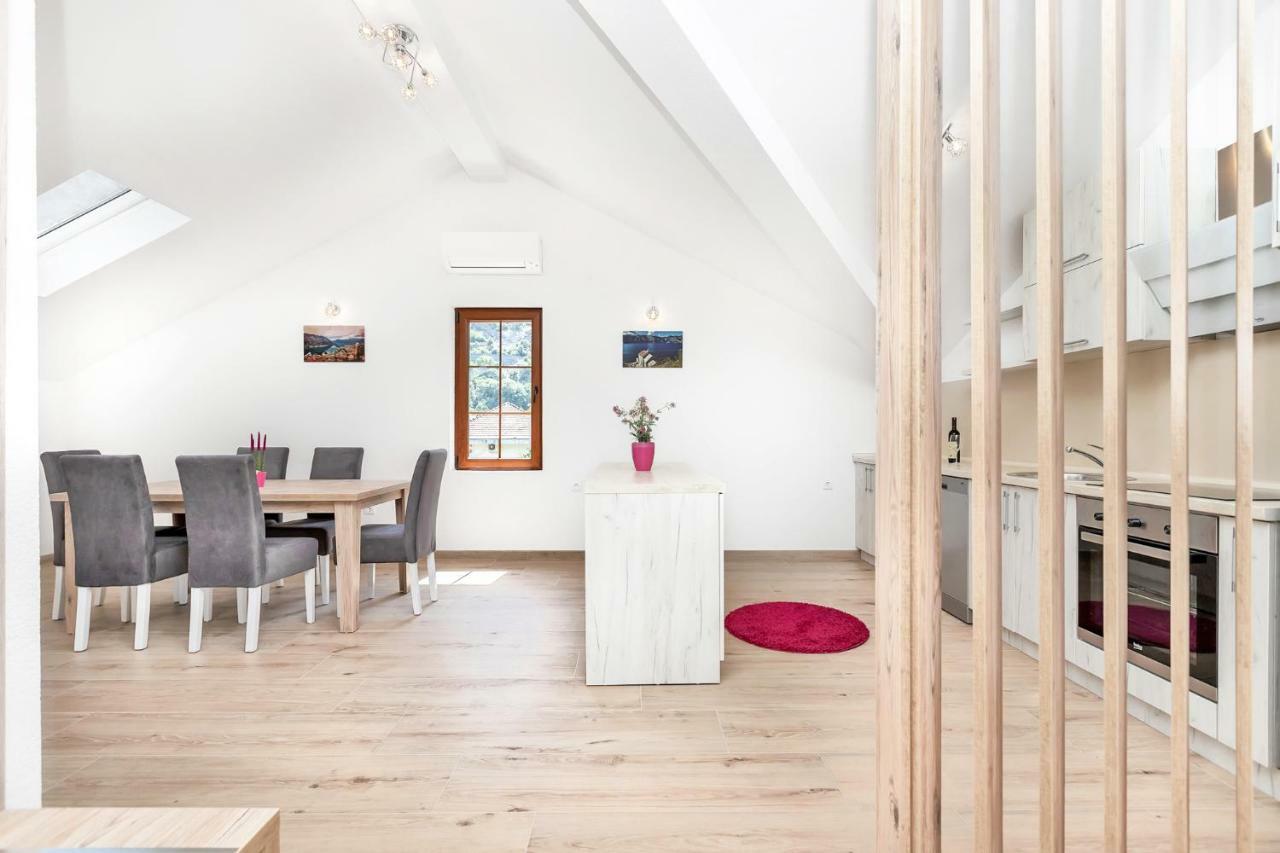 Apartments Mezini 11 コトル エクステリア 写真