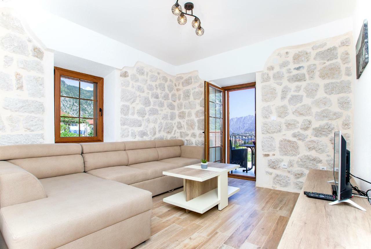 Apartments Mezini 11 コトル エクステリア 写真